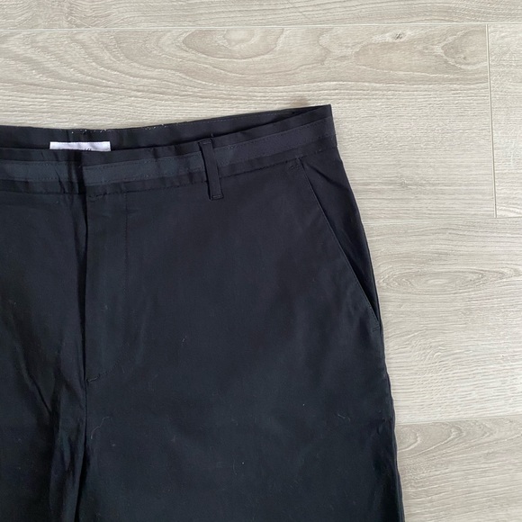 NWT Mens Calvin Klein Black Shorts Size 36 - Picture 3 of 4